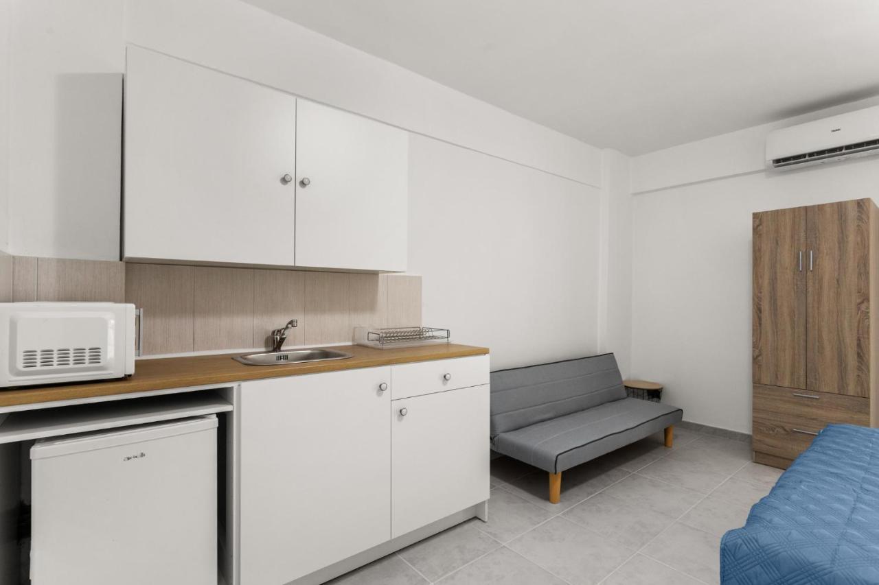 Nikolas Apartments Stoupa Lévktron Exteriör bild